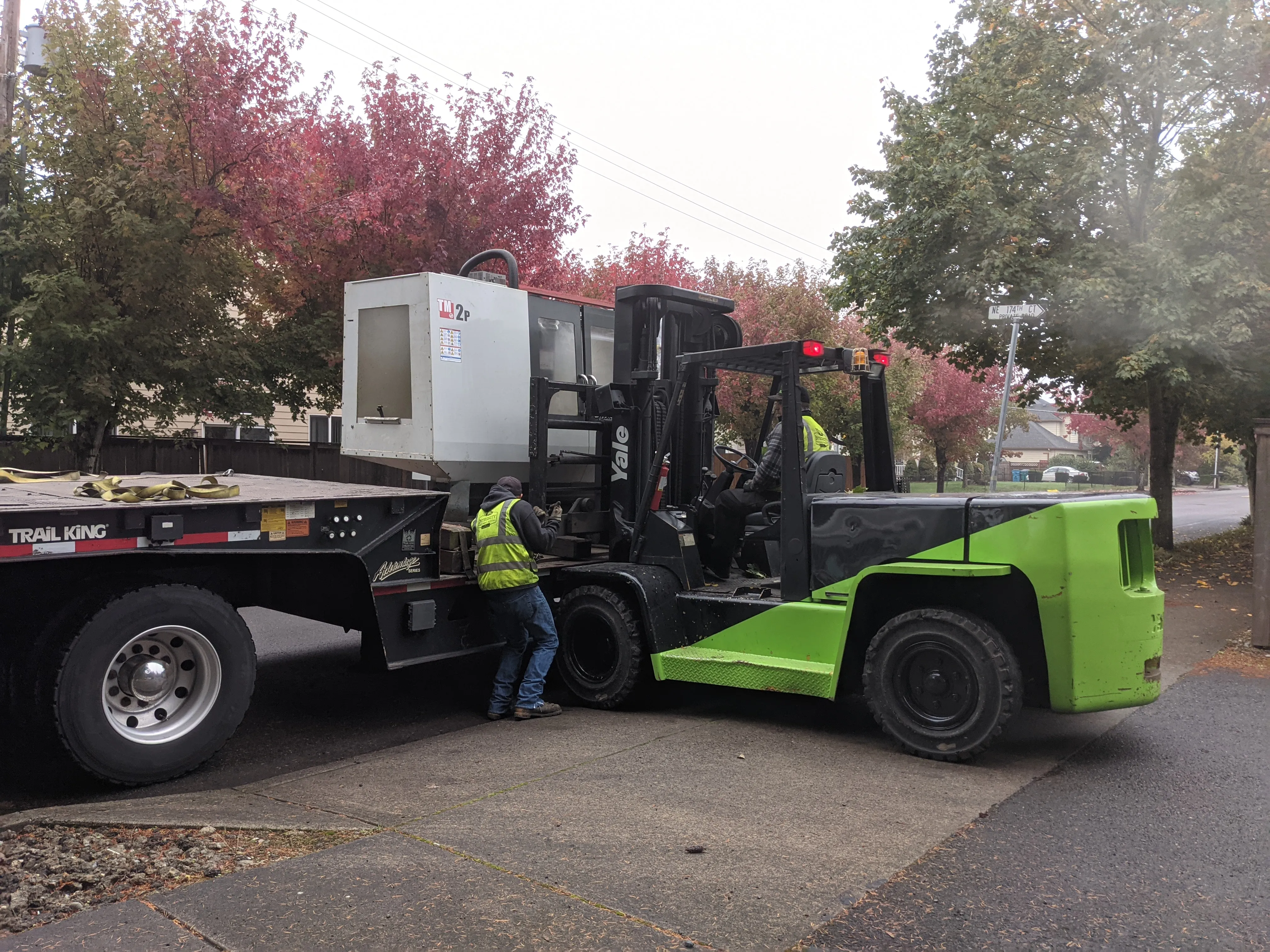 00-unloading.jpg