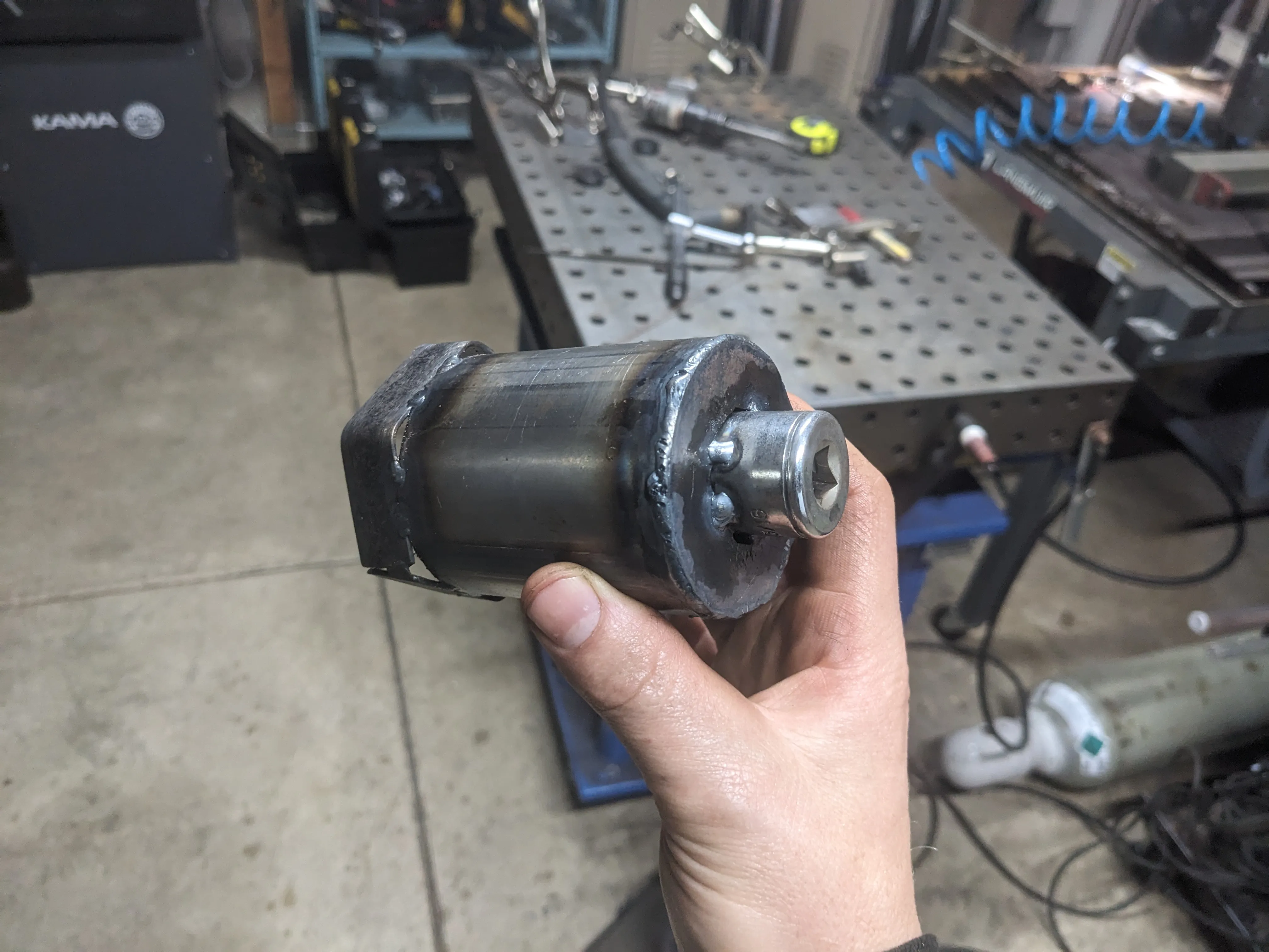 24-large-socket.jpg