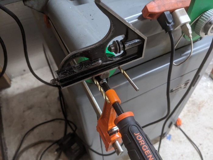 40 orienting hole pattern