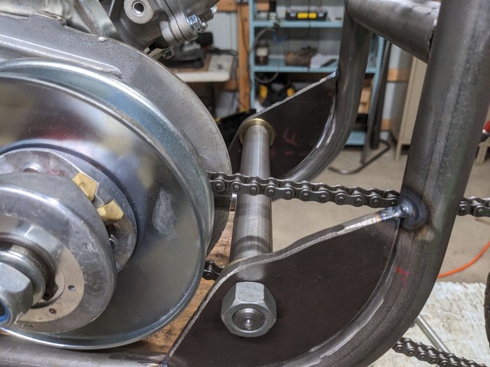 40 suspension pivot detail